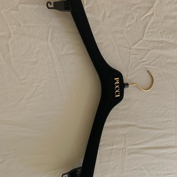 Authentic velvet Emilio PUCCI hanger from Italy +bonus signed Pucci card/envlop - Picture 3 of 7